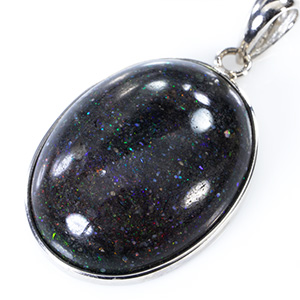 宇宙の輝き・オーバル