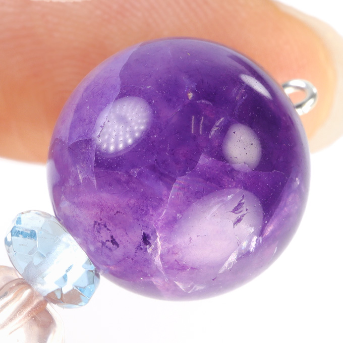 水晶、ブルートパーズ、ティファニーストーンを使ったチャーム