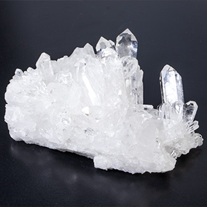 アーカンソー州産水晶クラスター