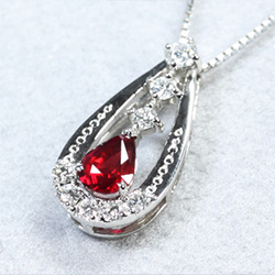 厳選ルビージュエリー